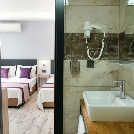 Af-ra Hotel 2*
