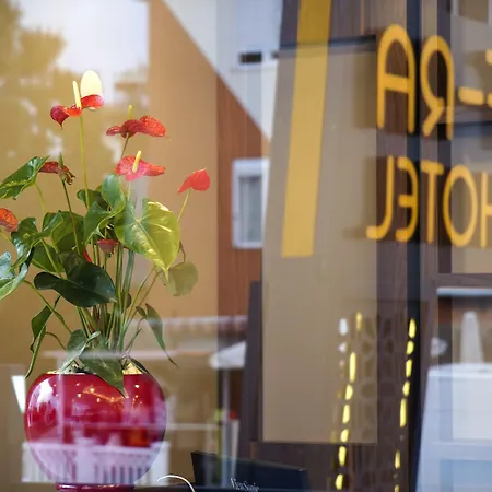 Af-ra Hotel